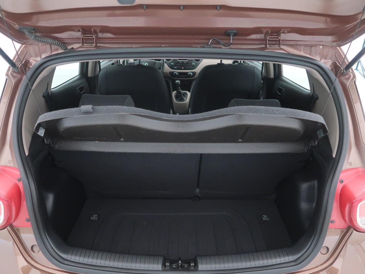 2016 Hyundai i10 - 35