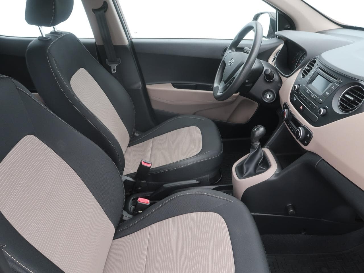 2016 Hyundai i10 - 22