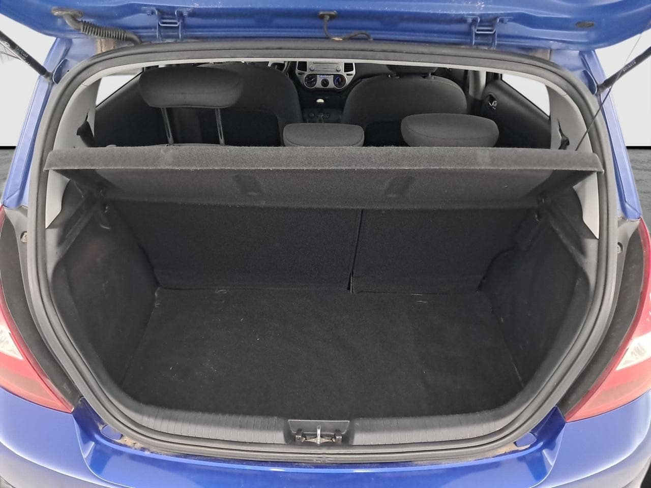 2011 Hyundai i20 - 30