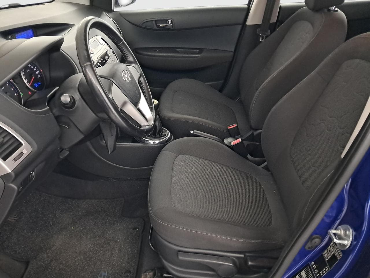 2011 Hyundai i20 - 25