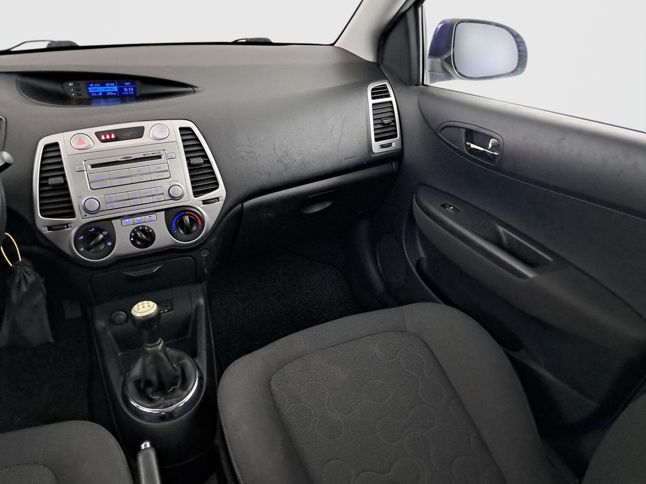 2011 Hyundai i20 - 17