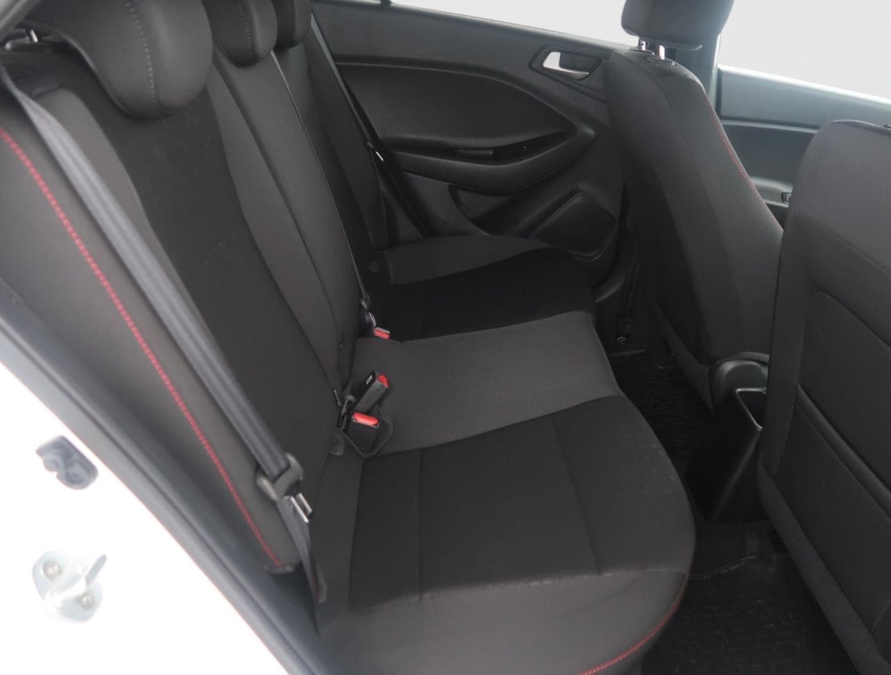2019 Hyundai i20 - 20