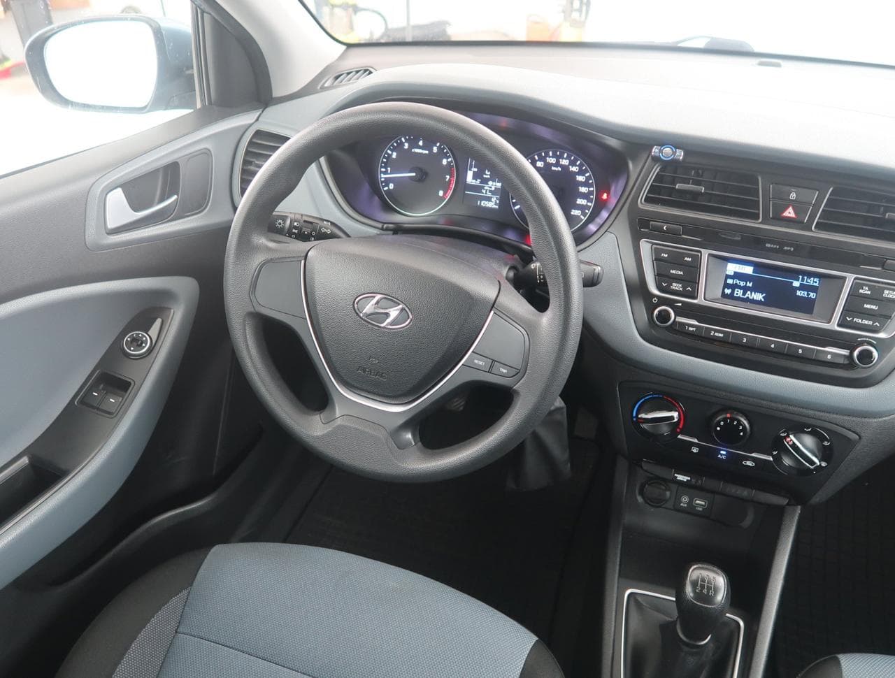 2016 Hyundai i20 - 10