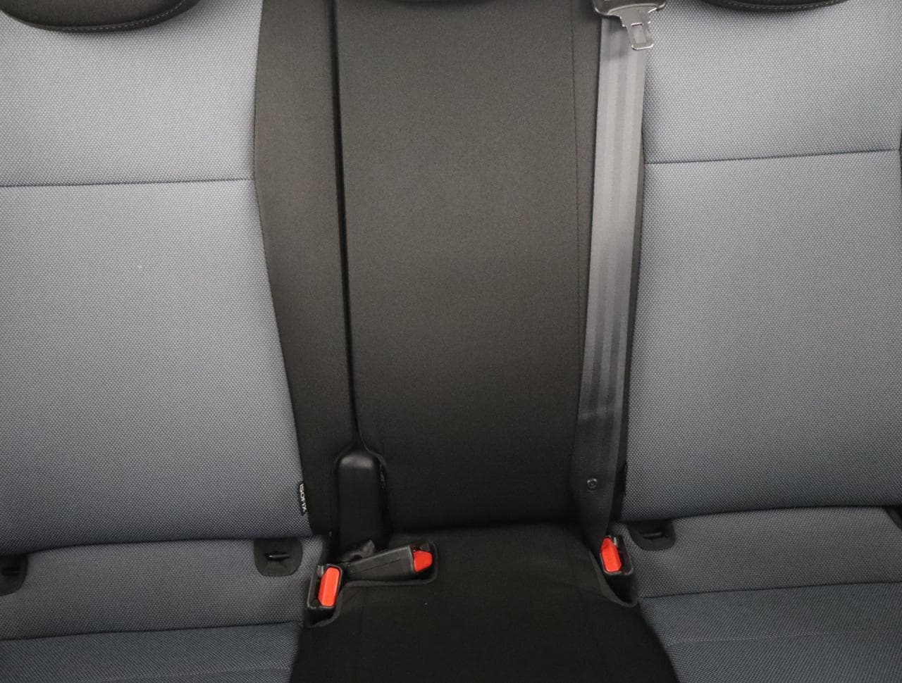 2017 Hyundai i20 - 26