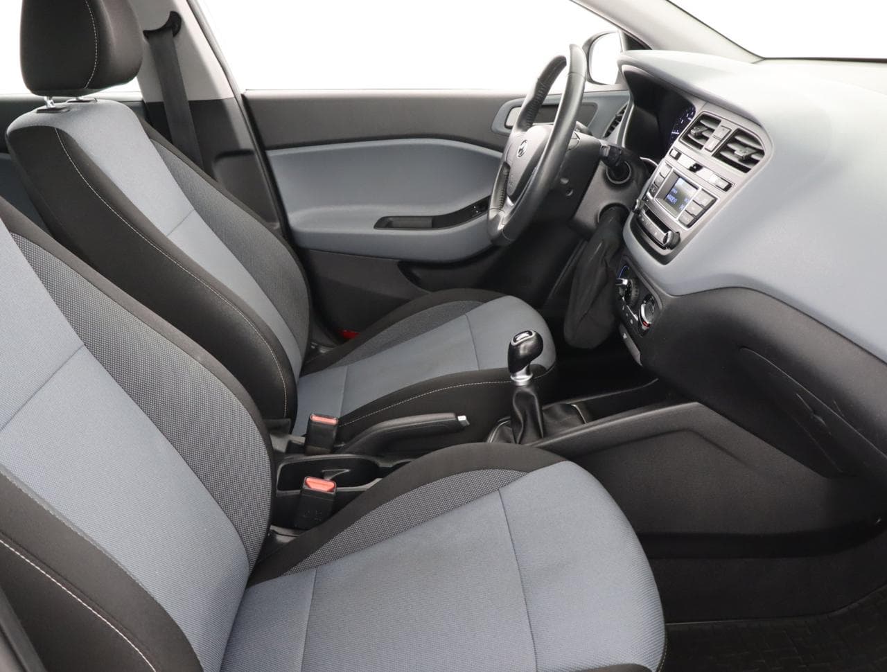 2017 Hyundai i20 - 22