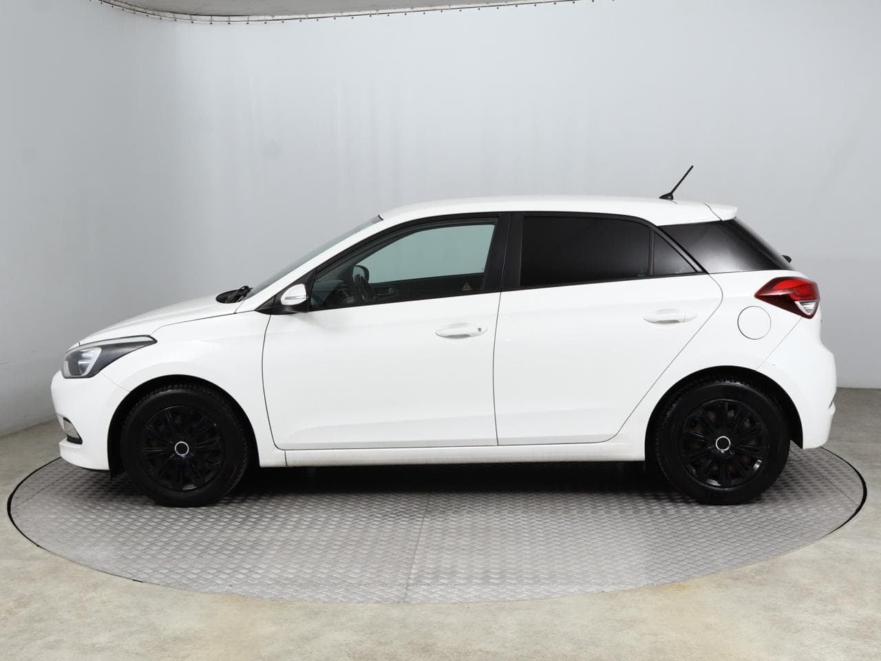 2017 Hyundai i20 - 7
