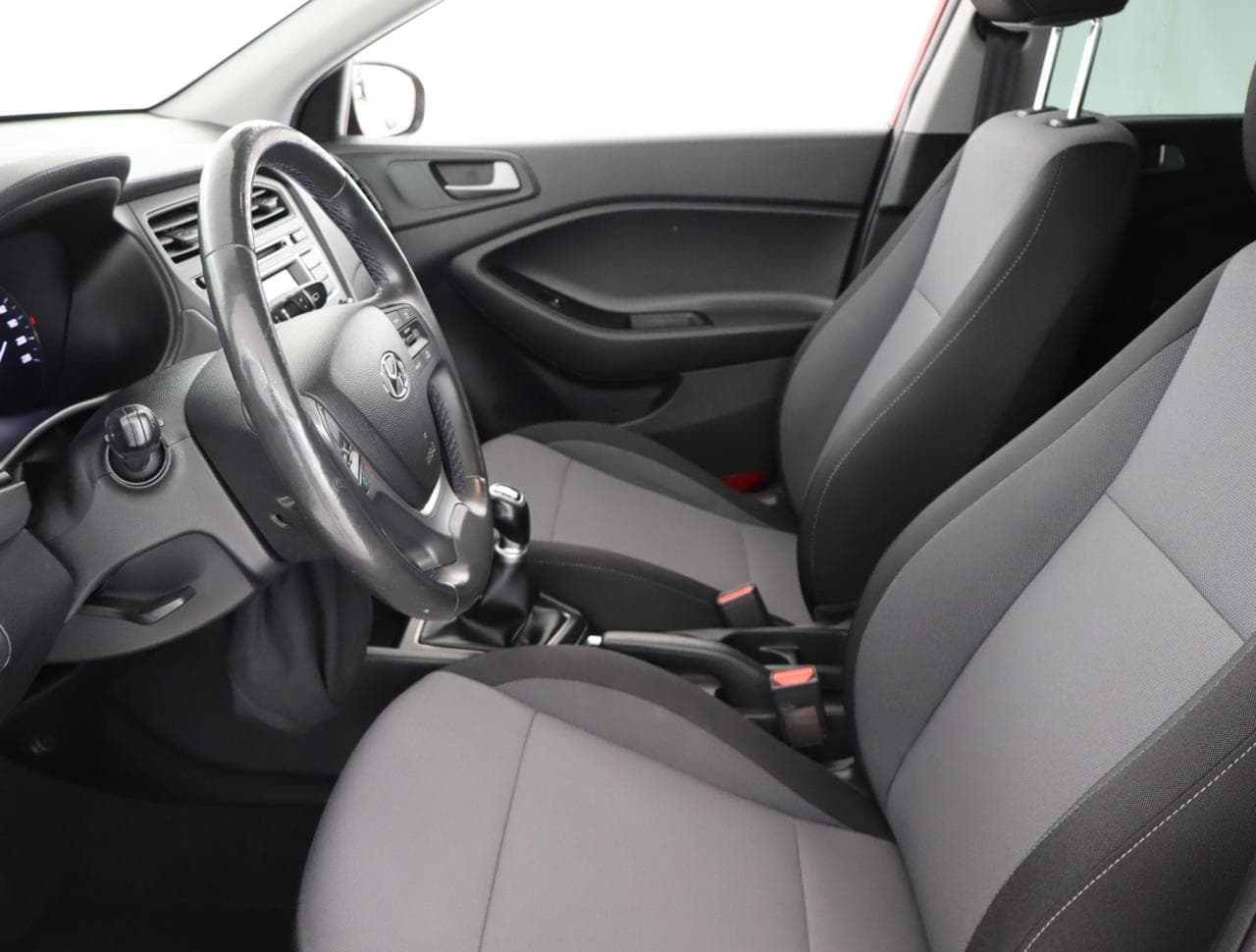2017 Hyundai i20 - 30