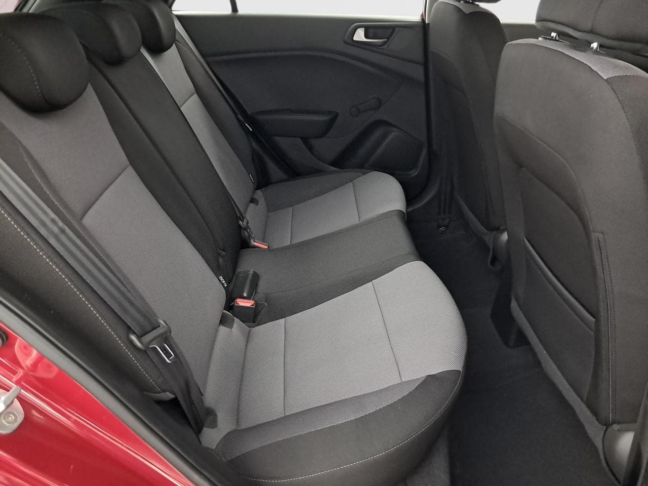 2019 Hyundai i20 - 24