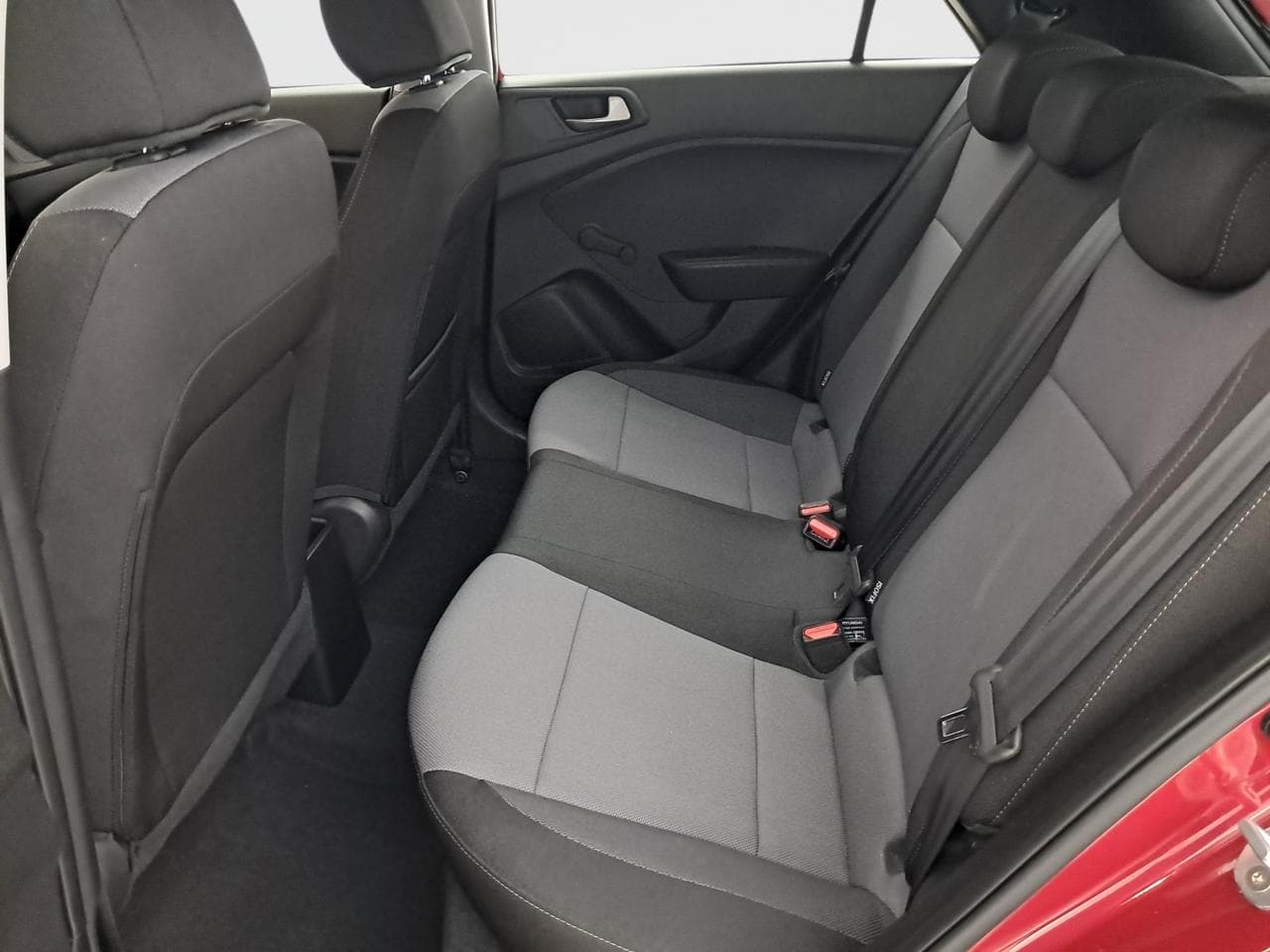 2019 Hyundai i20 - 27