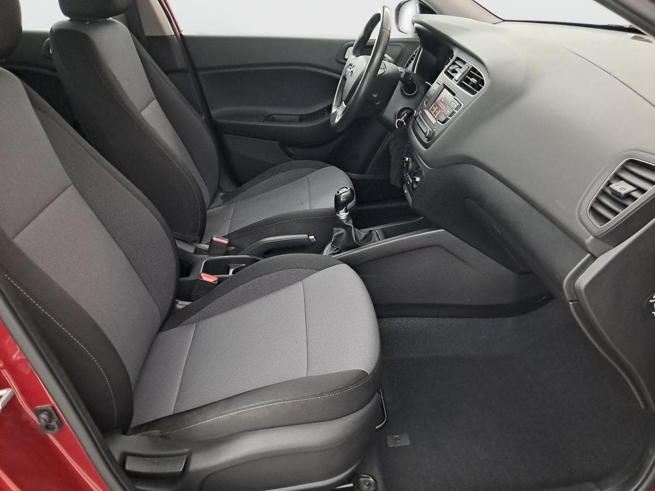 2019 Hyundai i20 - 22