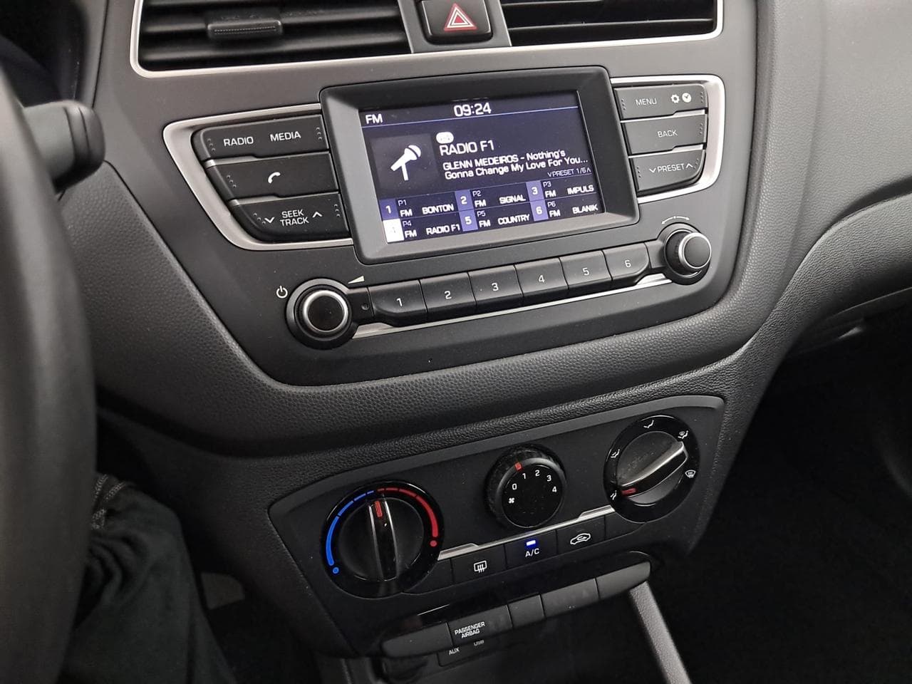 2019 Hyundai i20 - 31