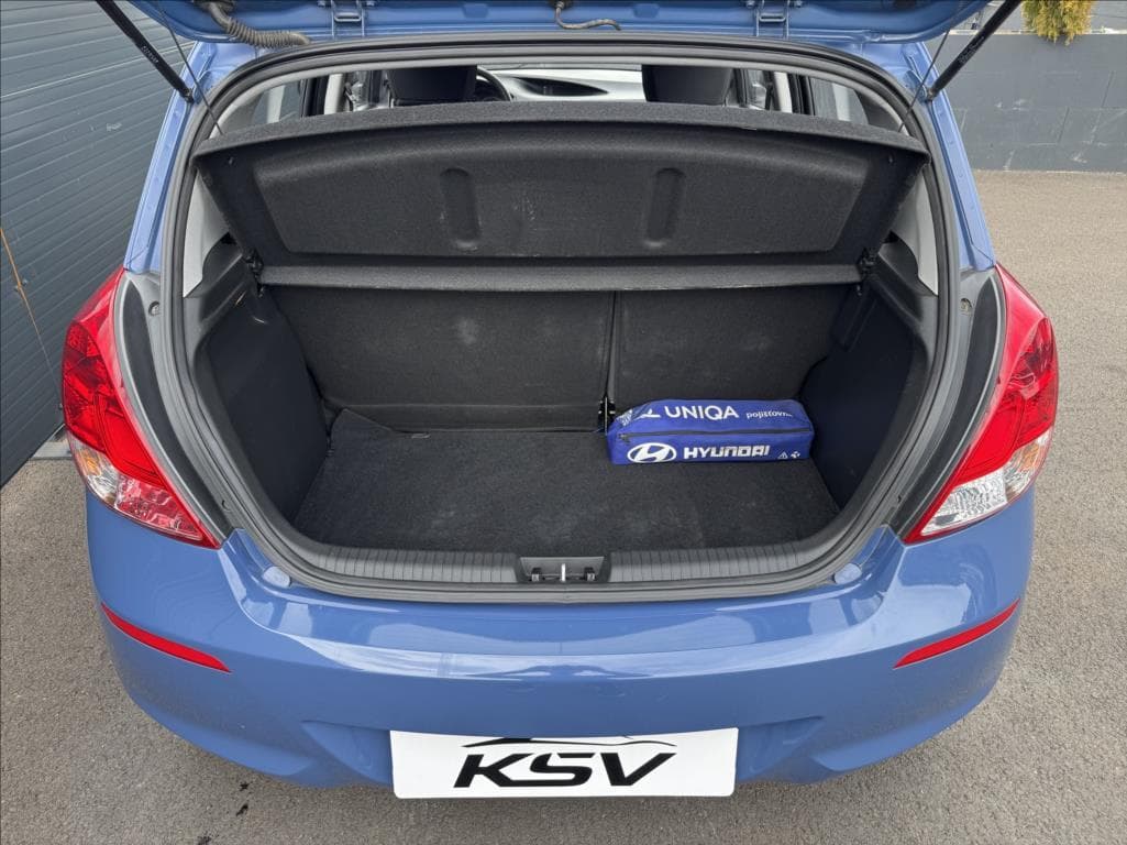 2014 Hyundai i20 - 21