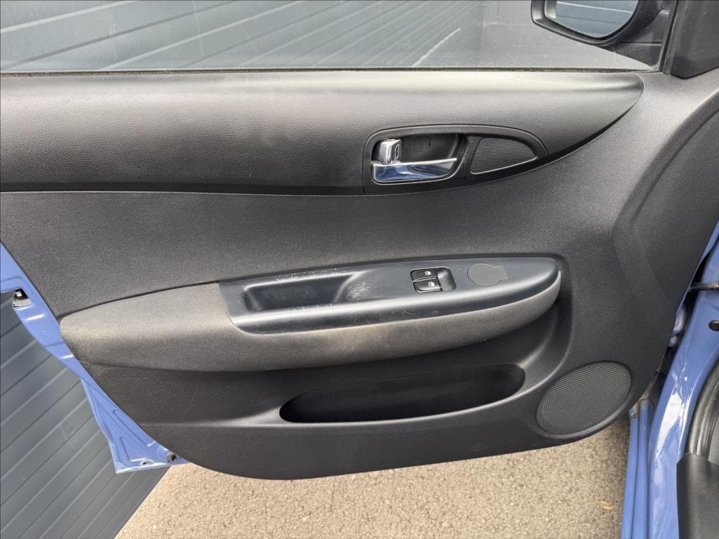 2014 Hyundai i20 - 35