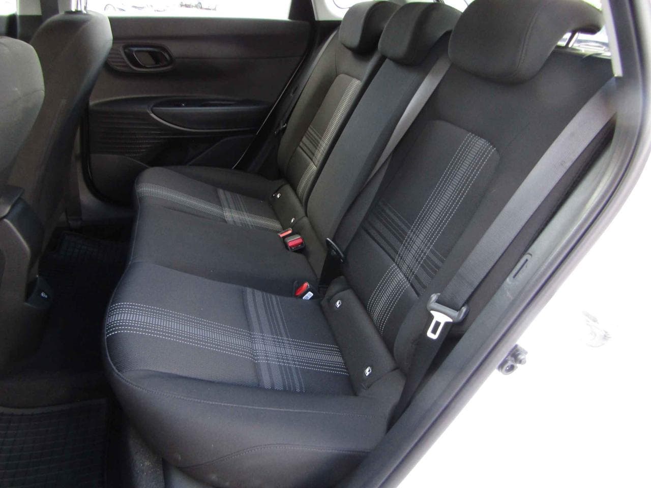 2024 Hyundai i20 - 18