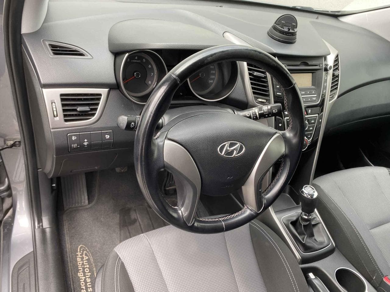 2013 Hyundai i30 - 23