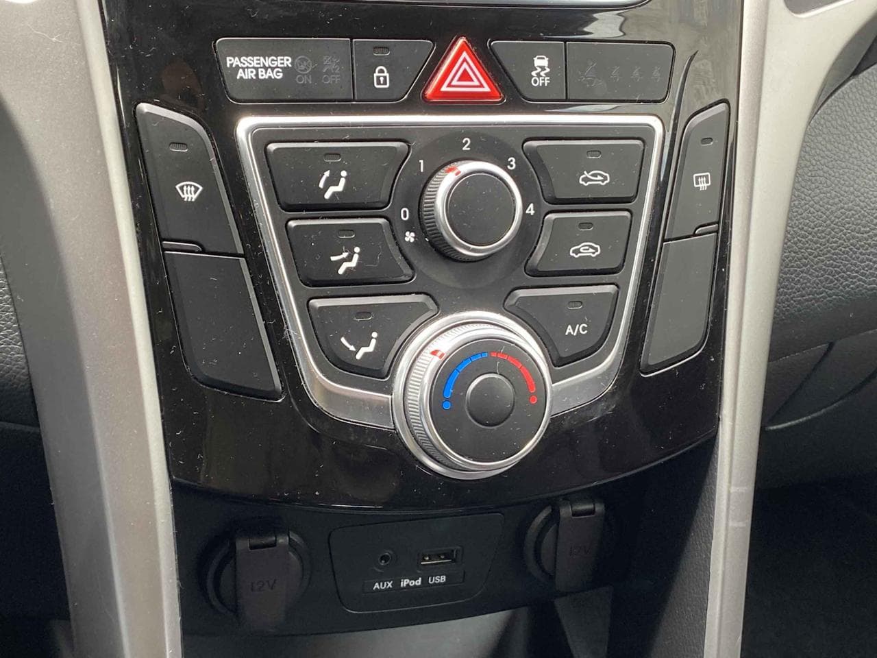 2013 Hyundai i30 - 25