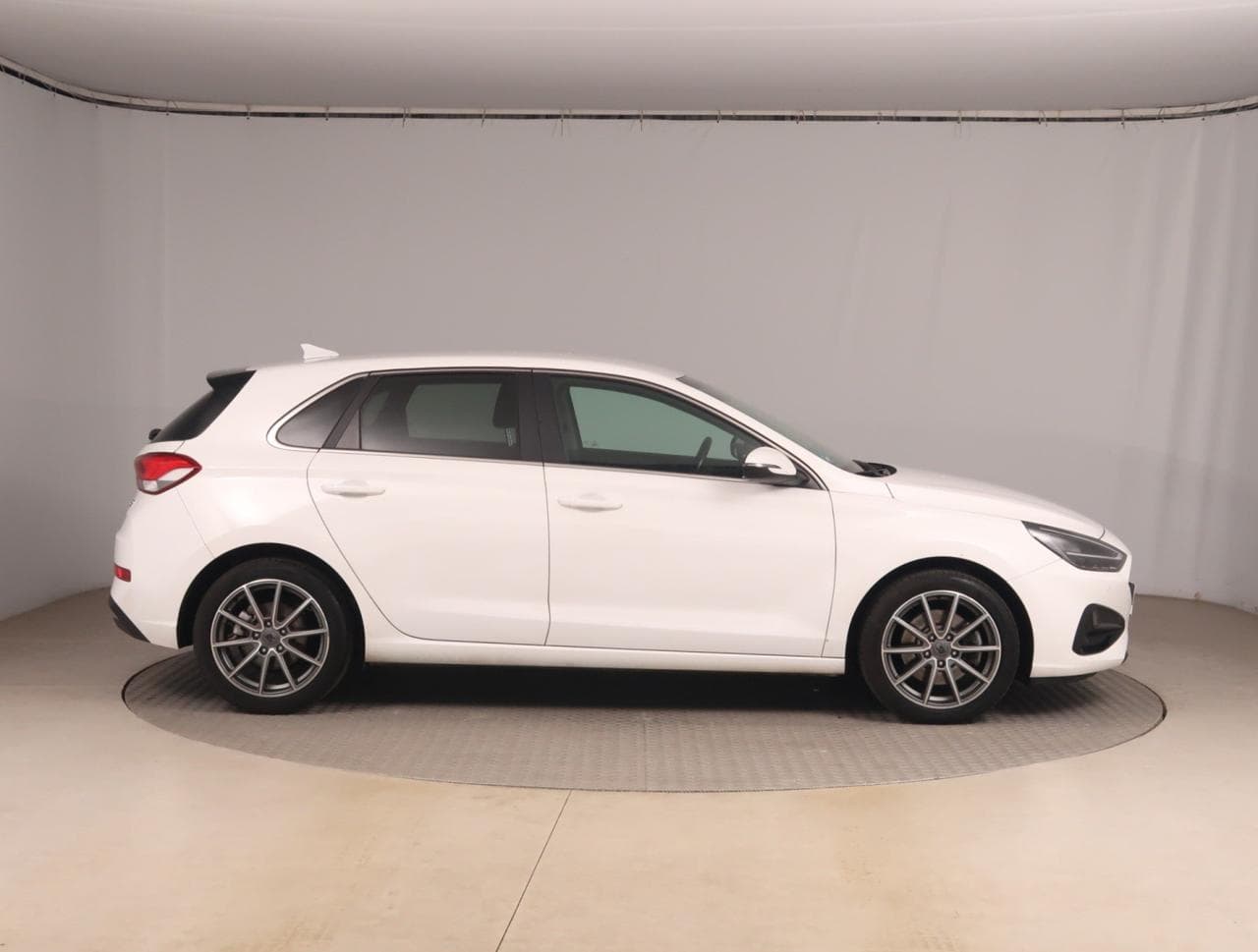 2022 Hyundai i30 - 14