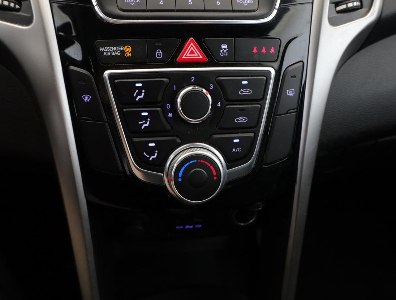 2012 Hyundai i30 - 18