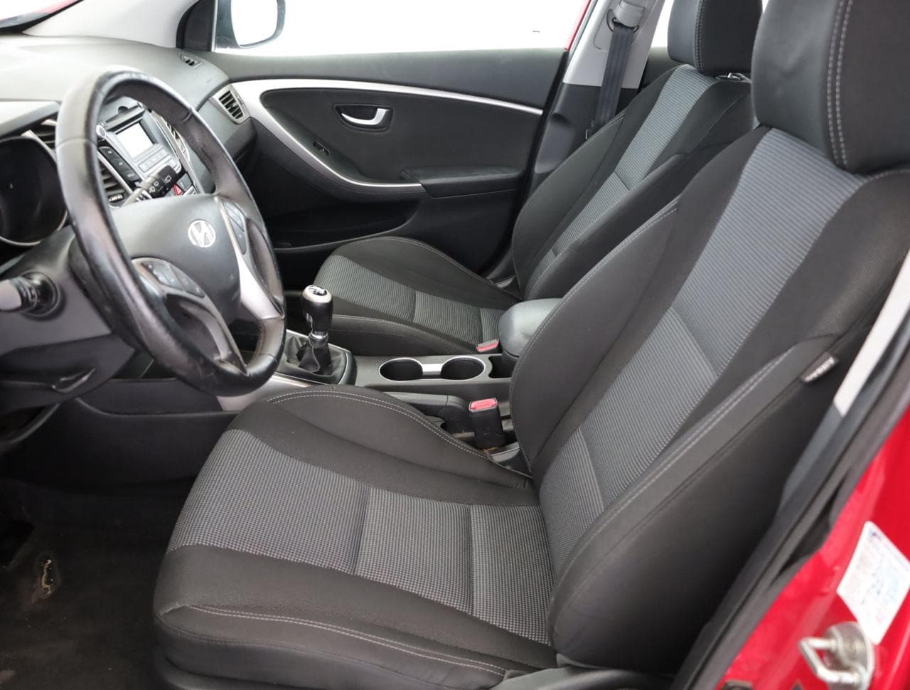 2012 Hyundai i30 - 14