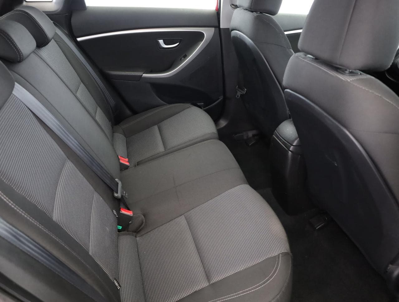 2012 Hyundai i30 - 11