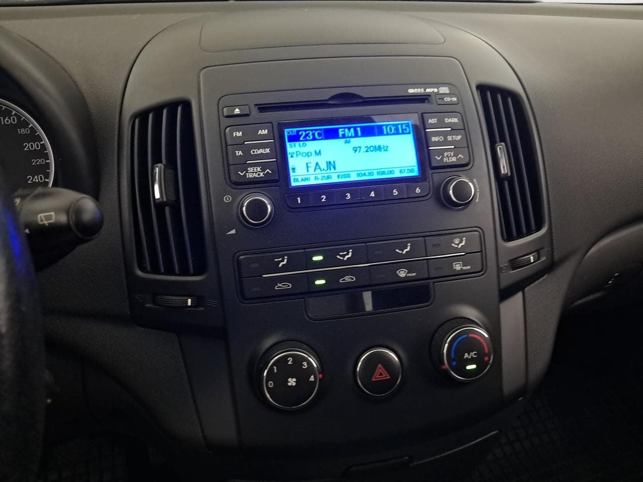 2011 Hyundai i30 - 34