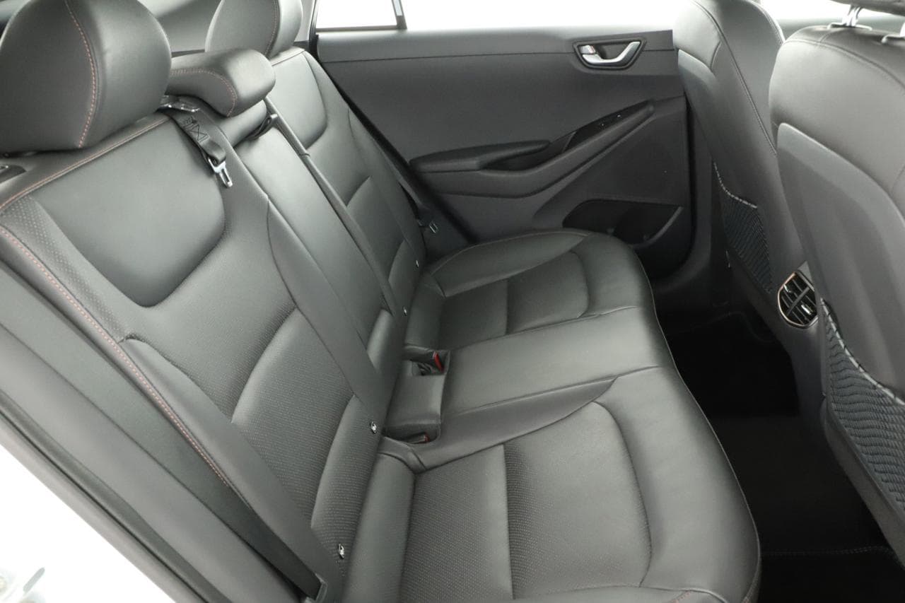 2019 Hyundai IONIQ - 17