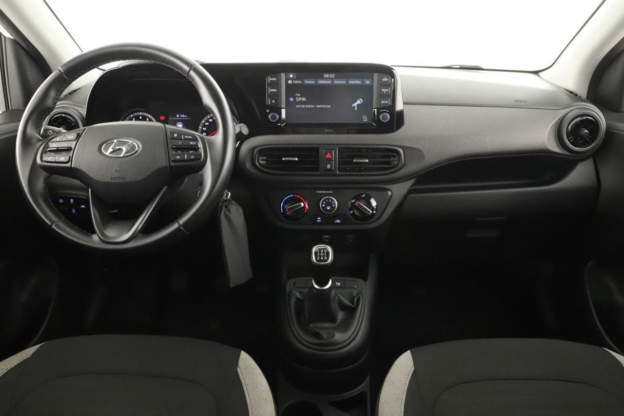 2022 Hyundai i10 - 9
