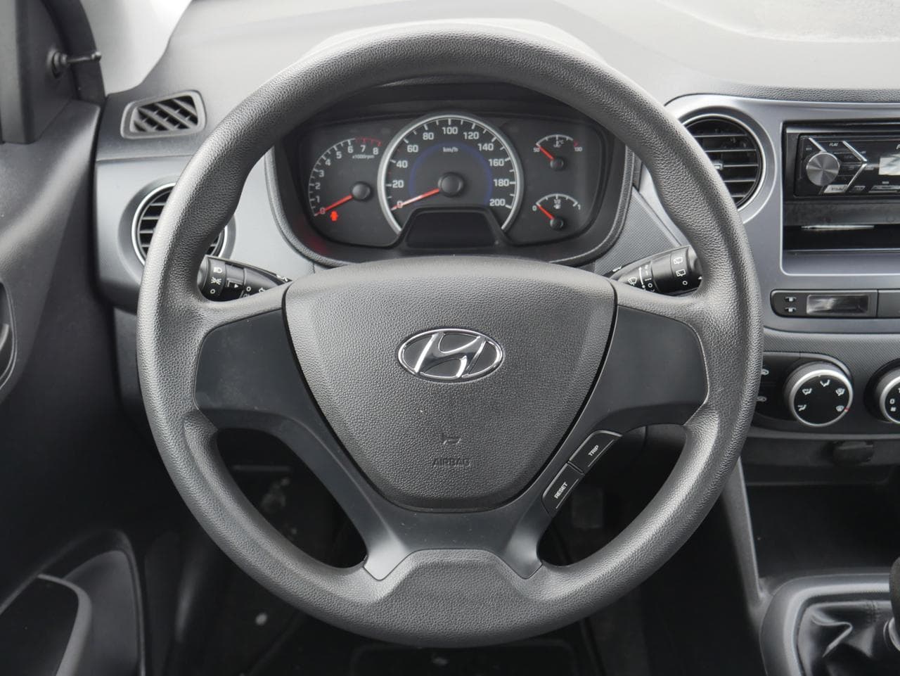 2018 Hyundai i10 - 11