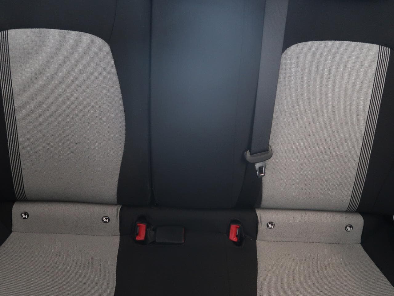 2022 Hyundai i10 - 14