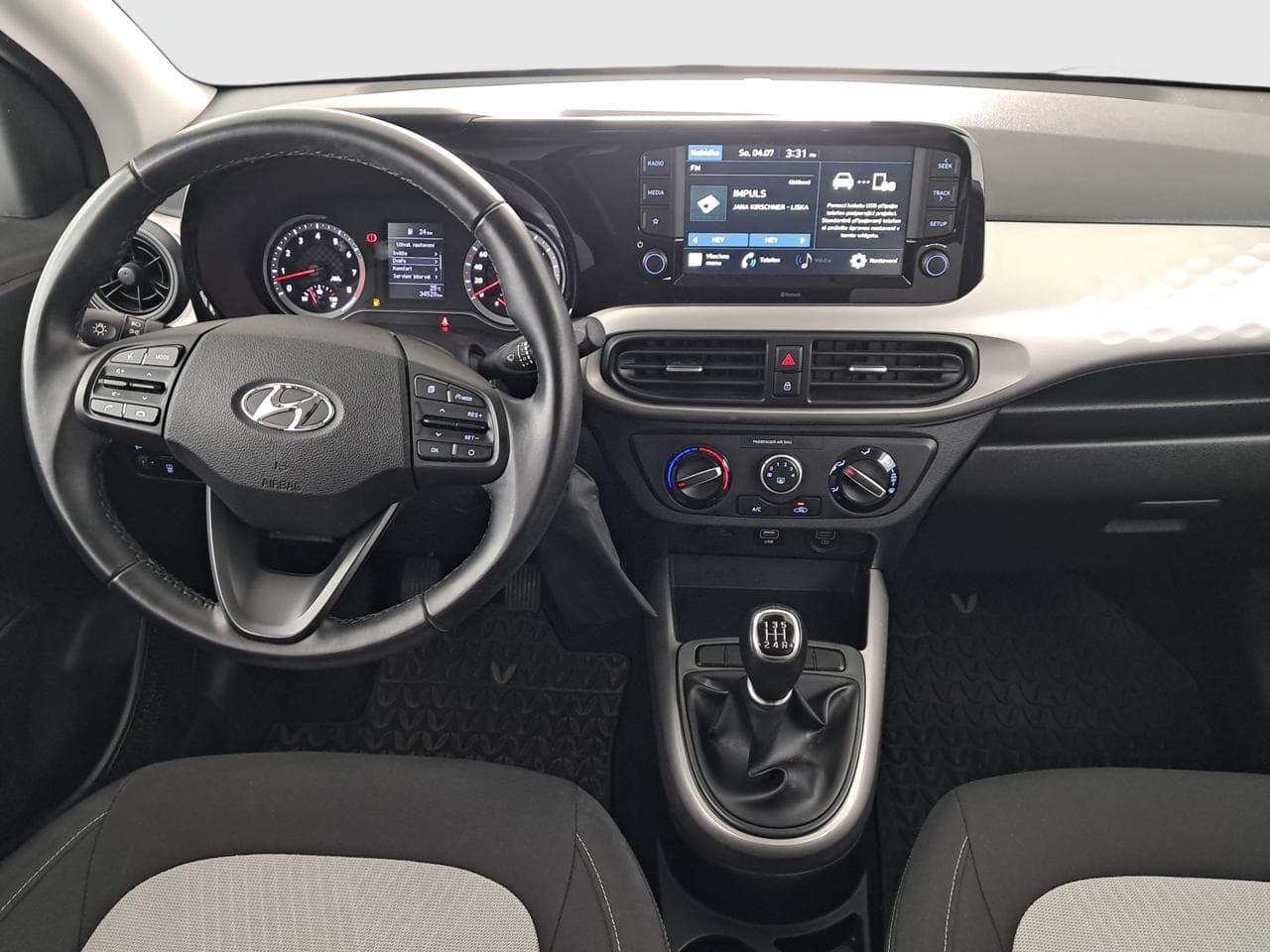 2020 Hyundai i10 - 10