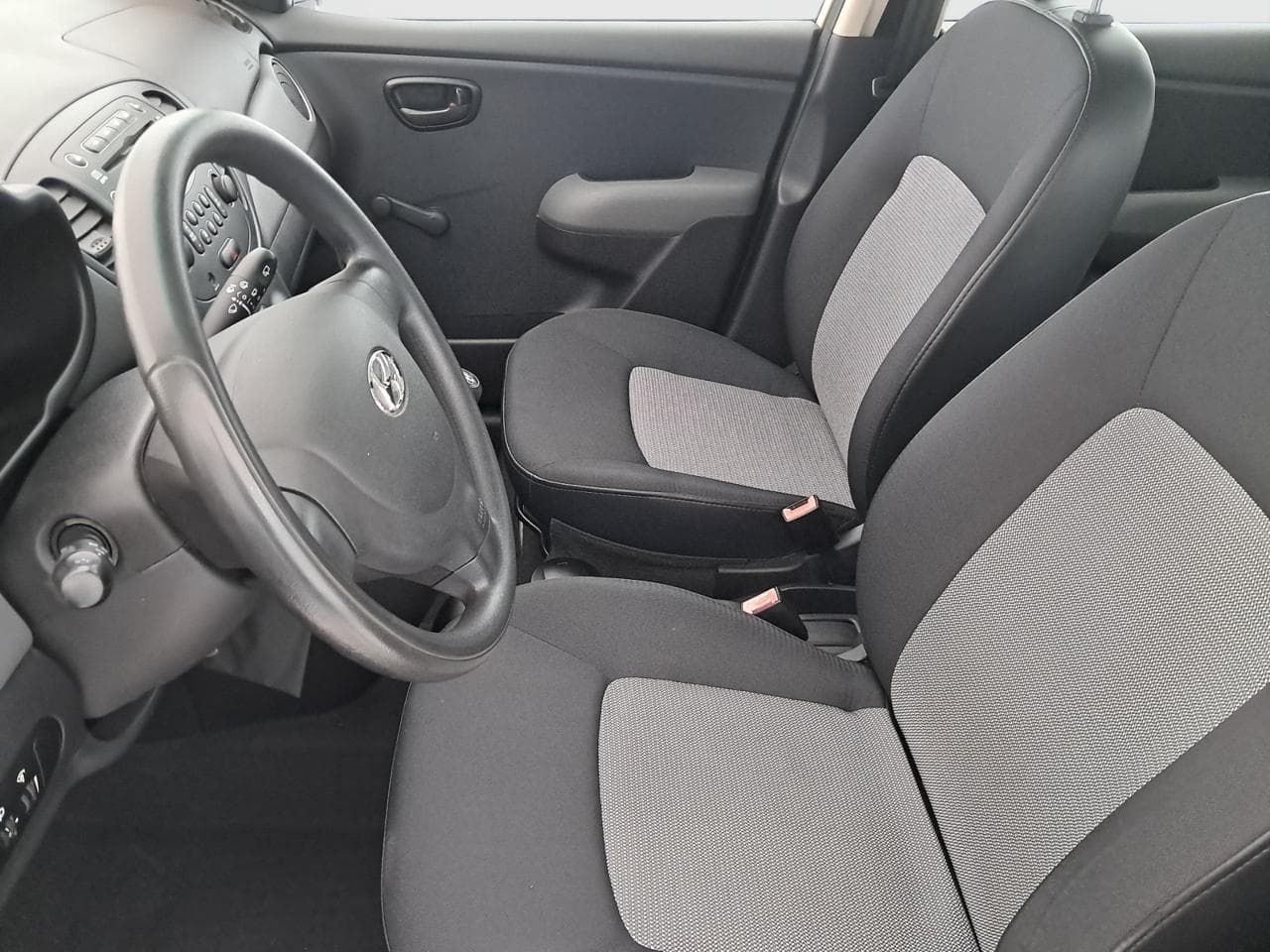 2010 Hyundai i10 - 16