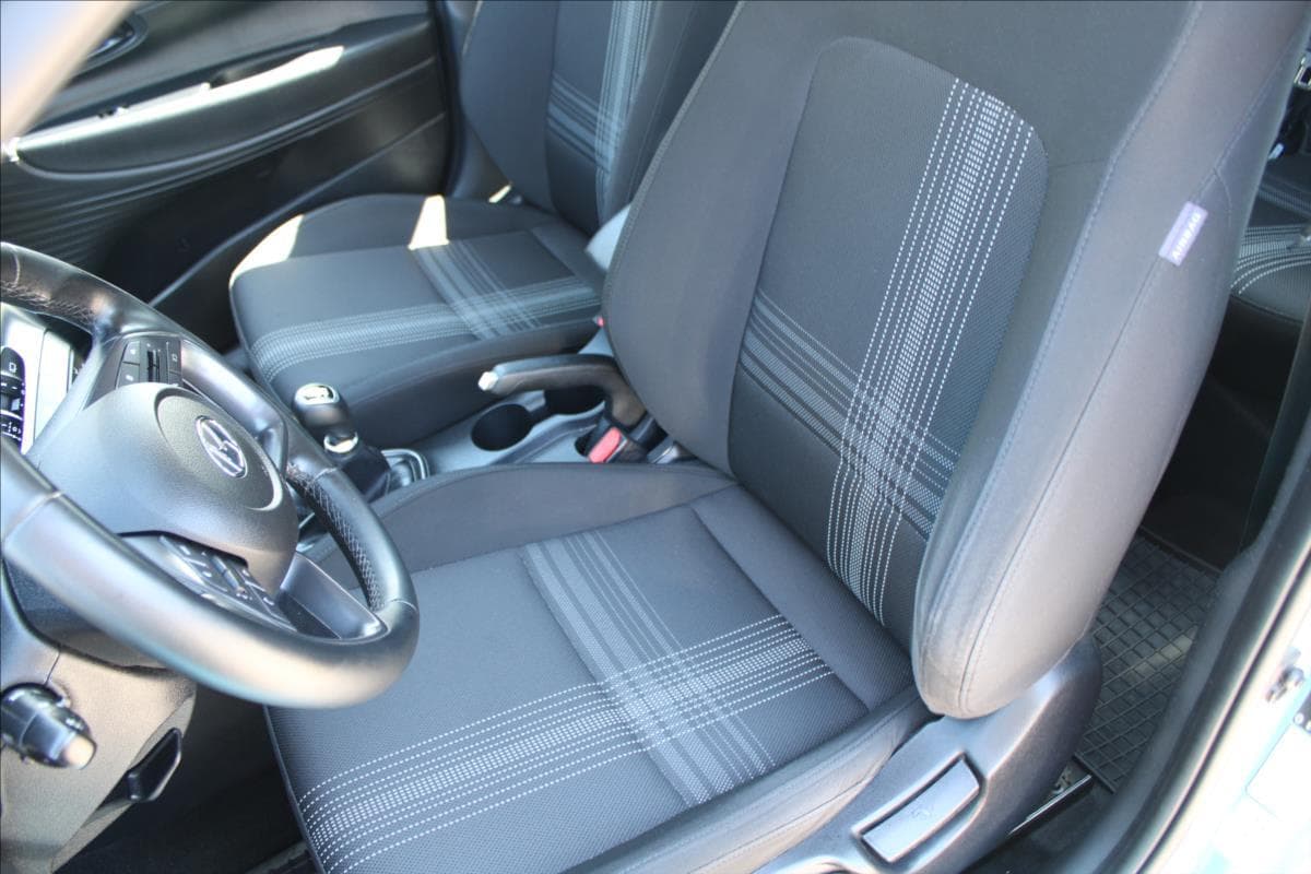 2020 Hyundai i20 - 30