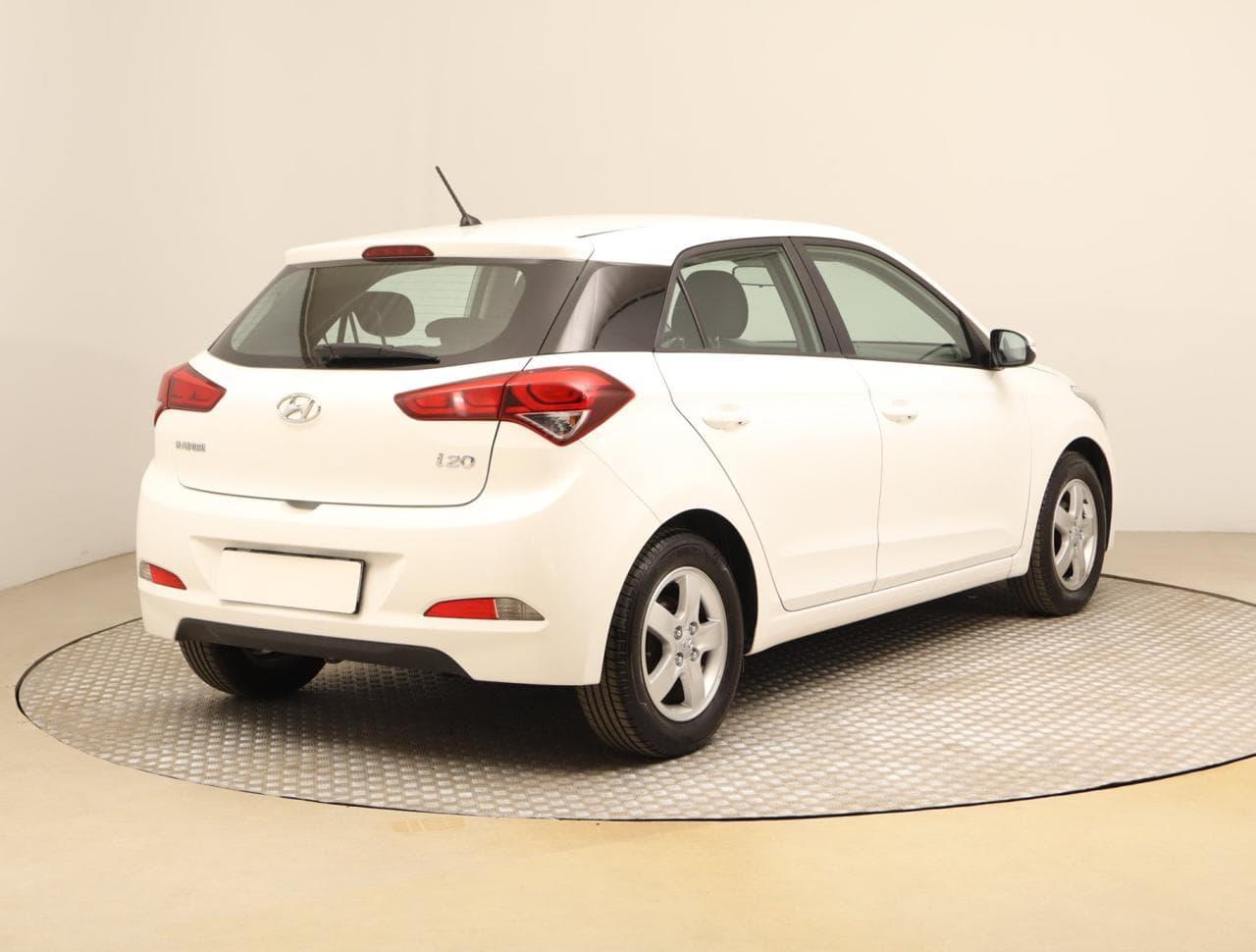2018 Hyundai i20 - 12