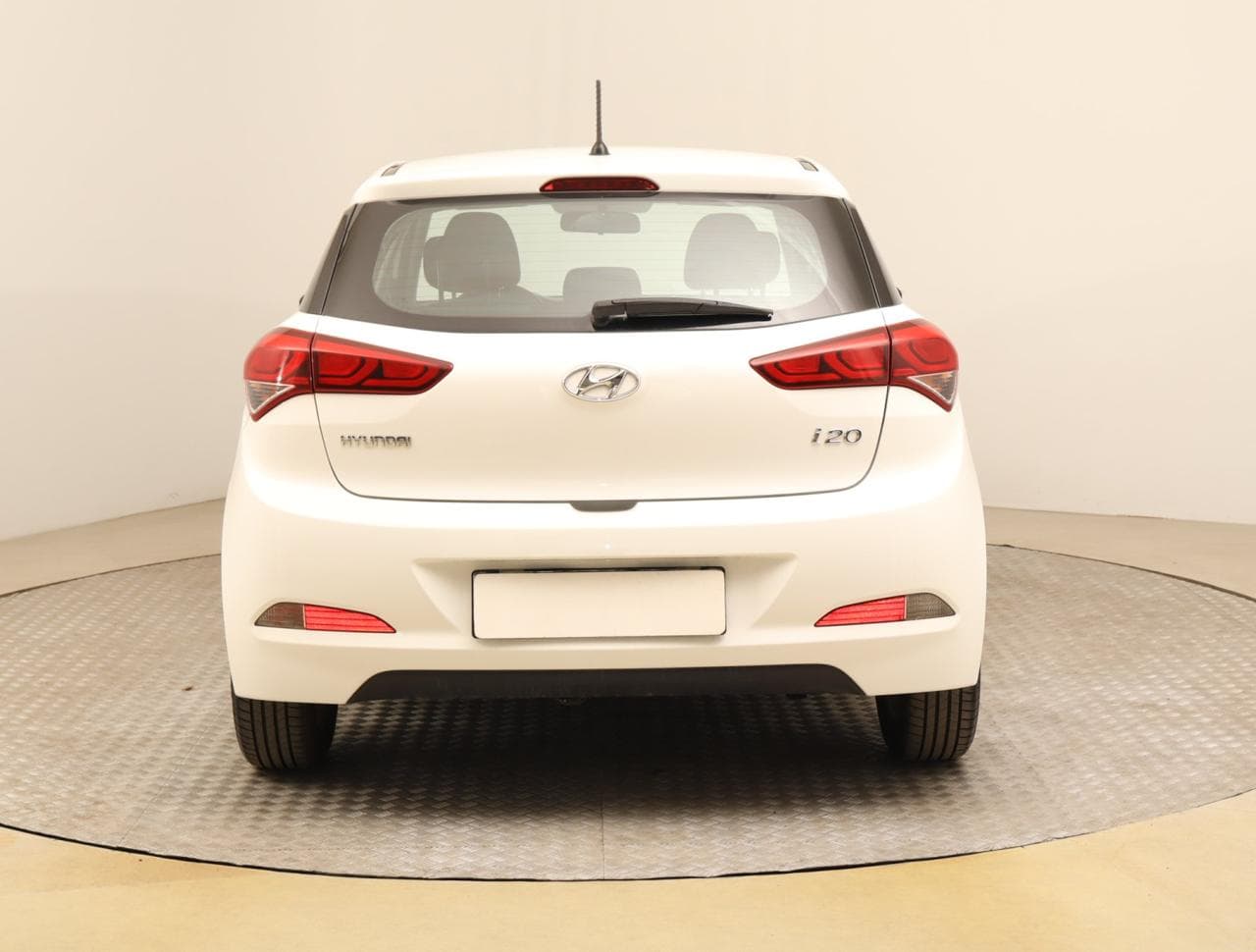 2018 Hyundai i20 - 10