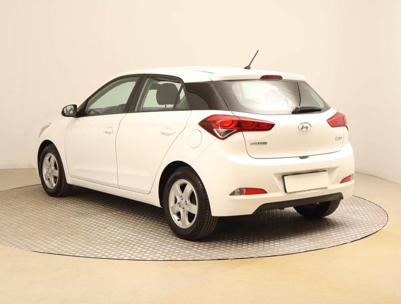 2018 Hyundai i20 - 8