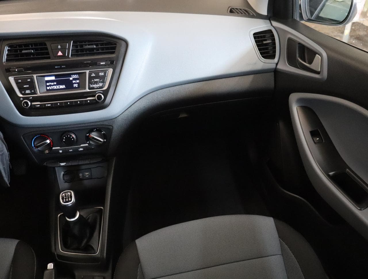 2018 Hyundai i20 - 20