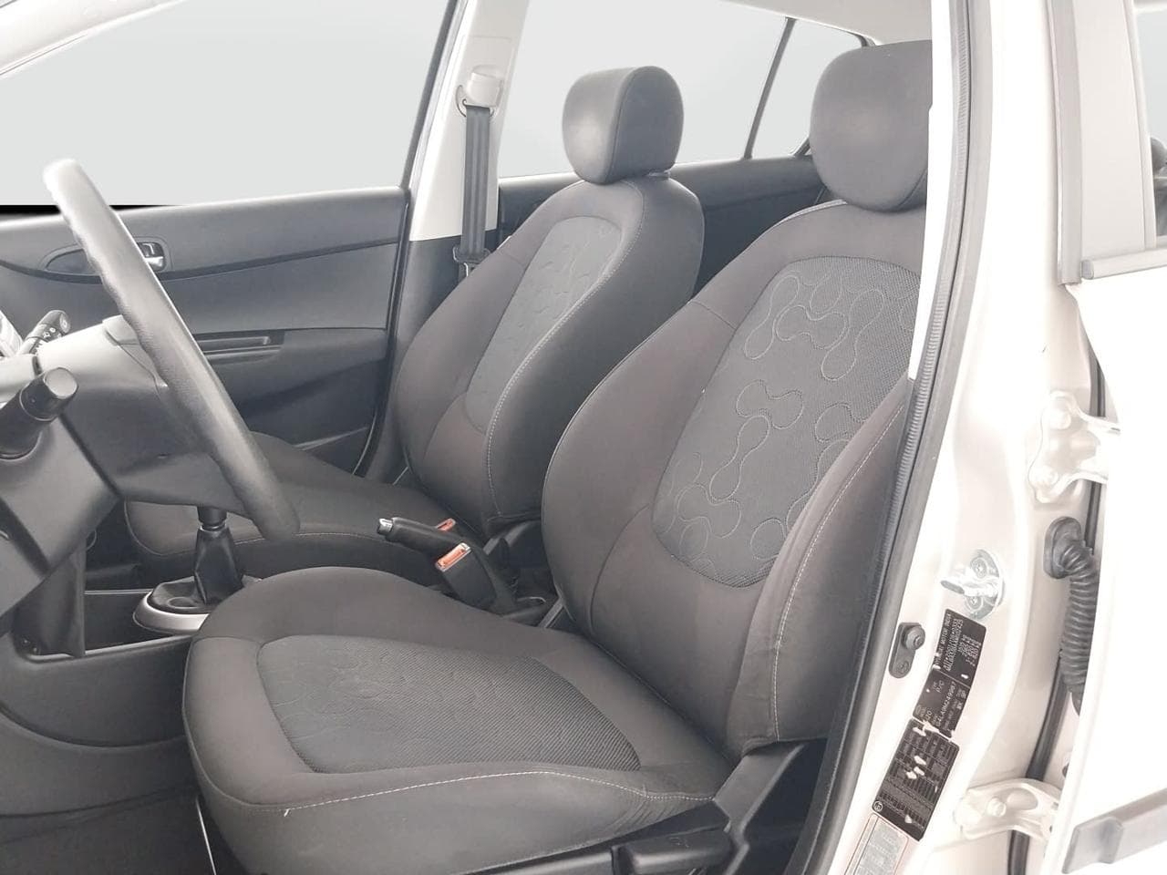 2009 Hyundai i20 - 25