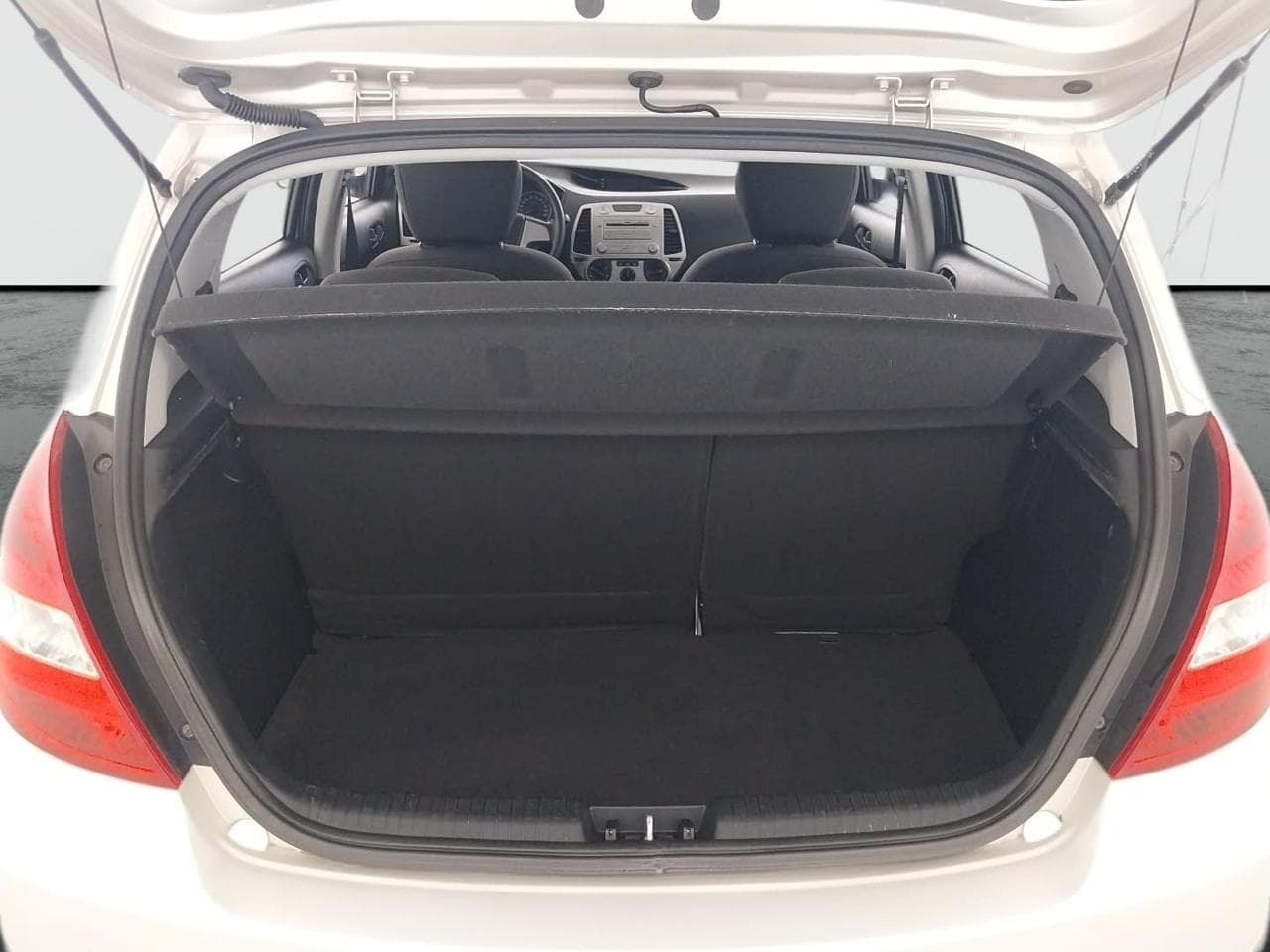 2009 Hyundai i20 - 31