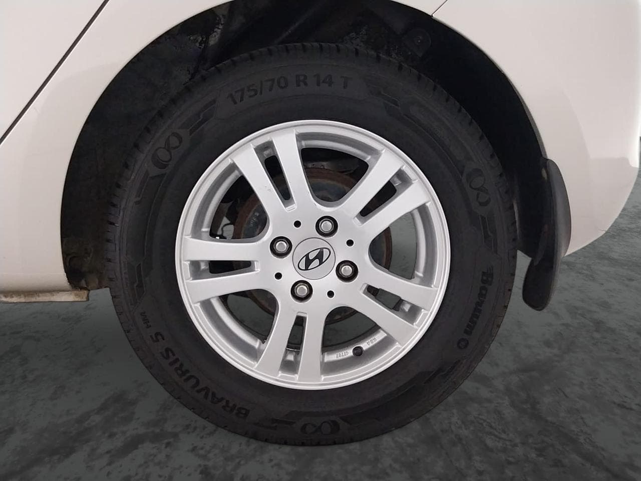 2009 Hyundai i20 - 32