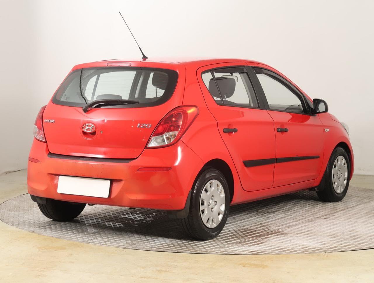 2013 Hyundai i20 - 7