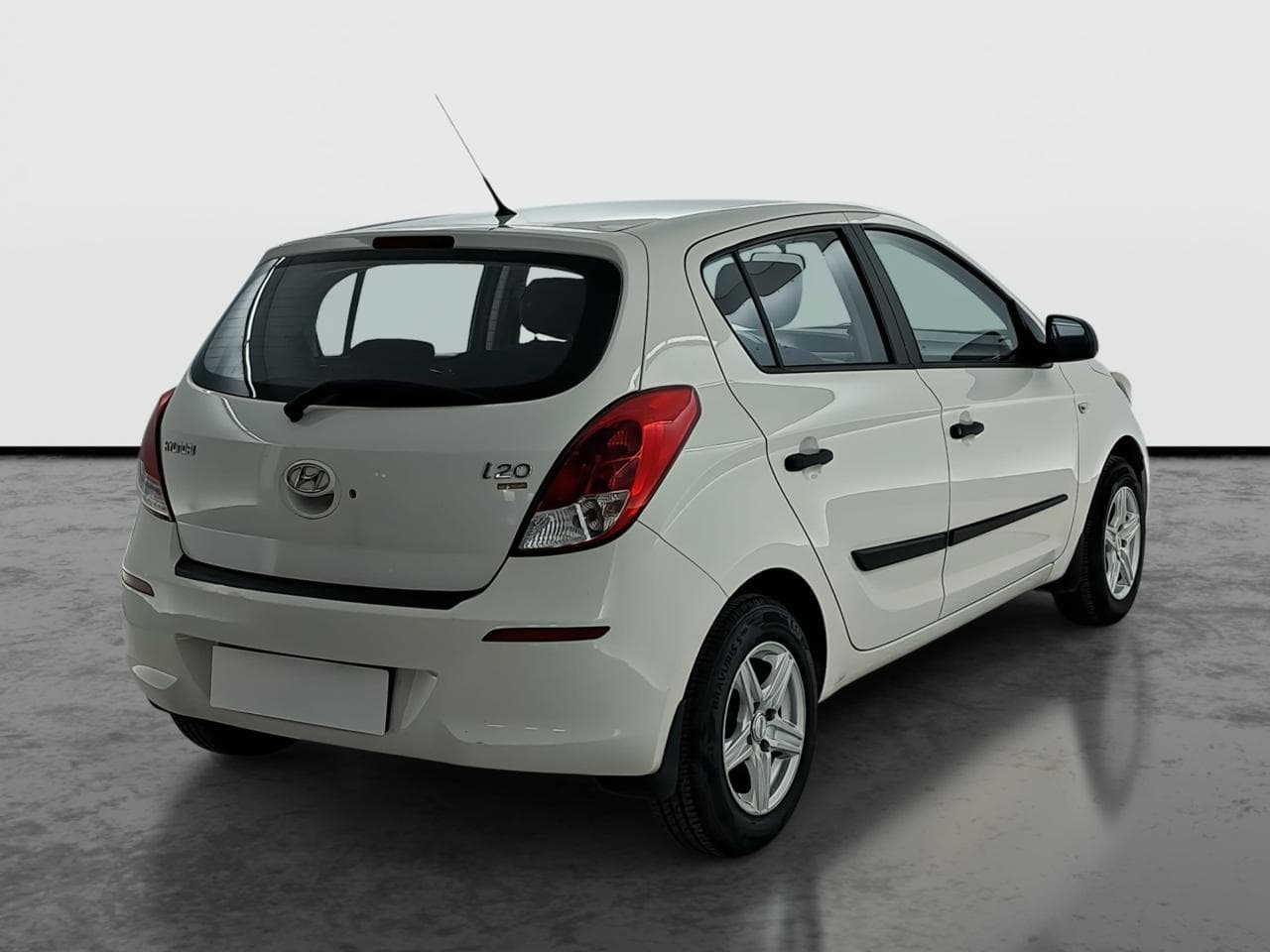 2013 Hyundai i20 - 7