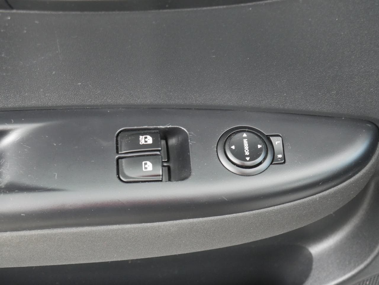 2013 Hyundai i20 - 11