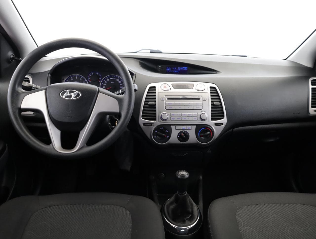 2010 Hyundai i20 - 9