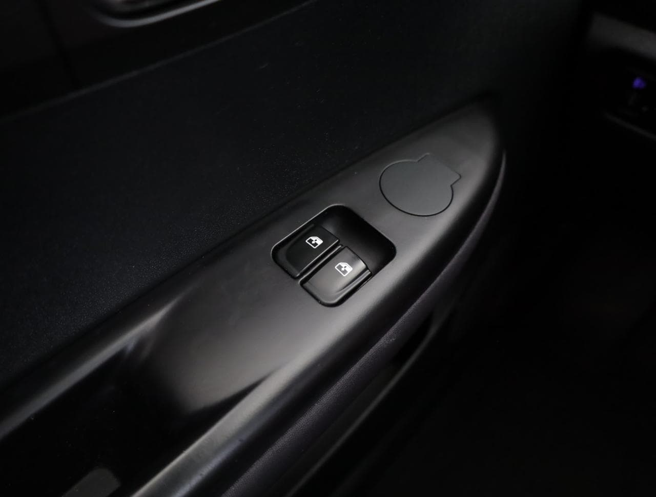 2010 Hyundai i20 - 19