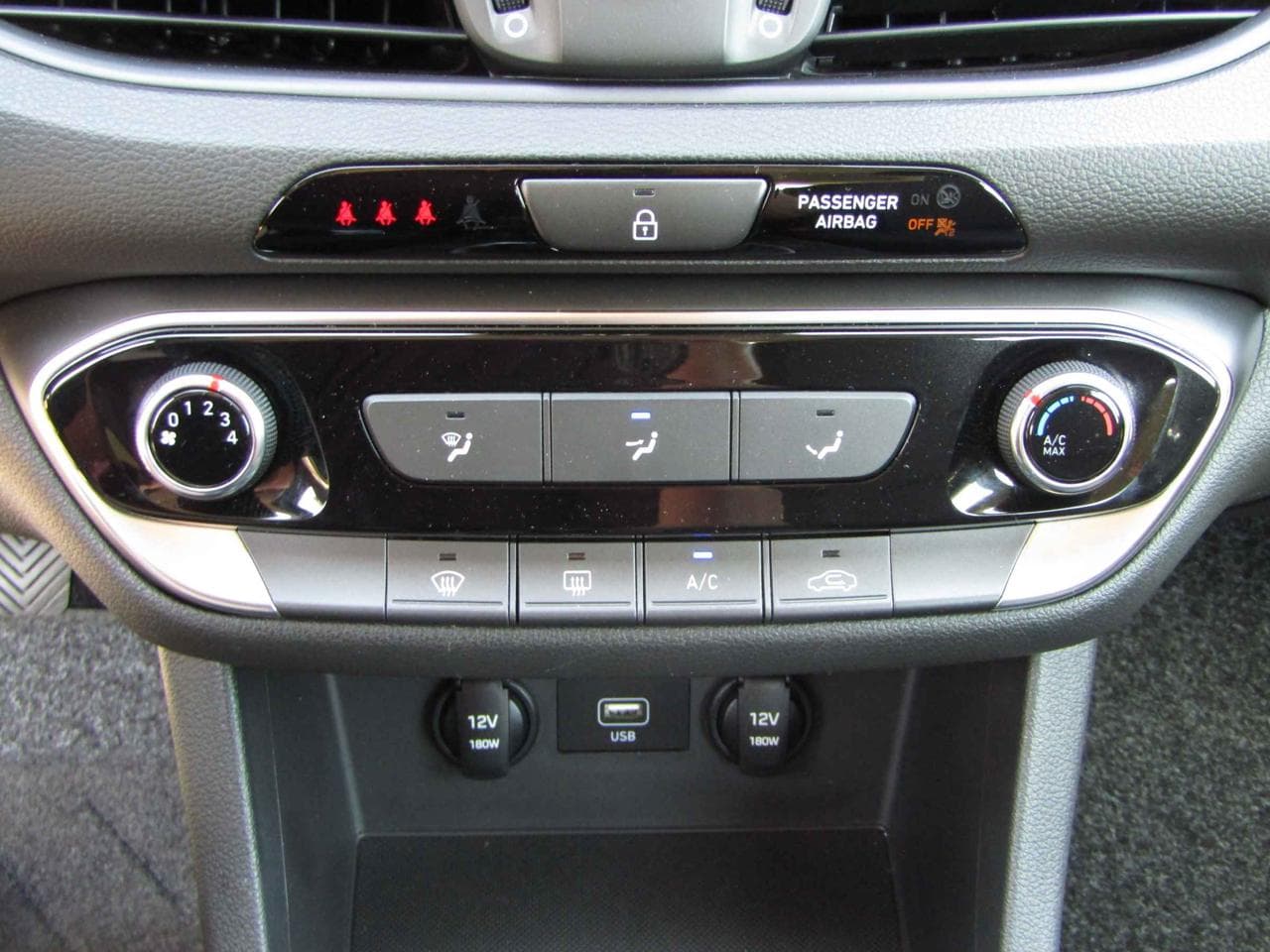 2021 Hyundai i30 - 27