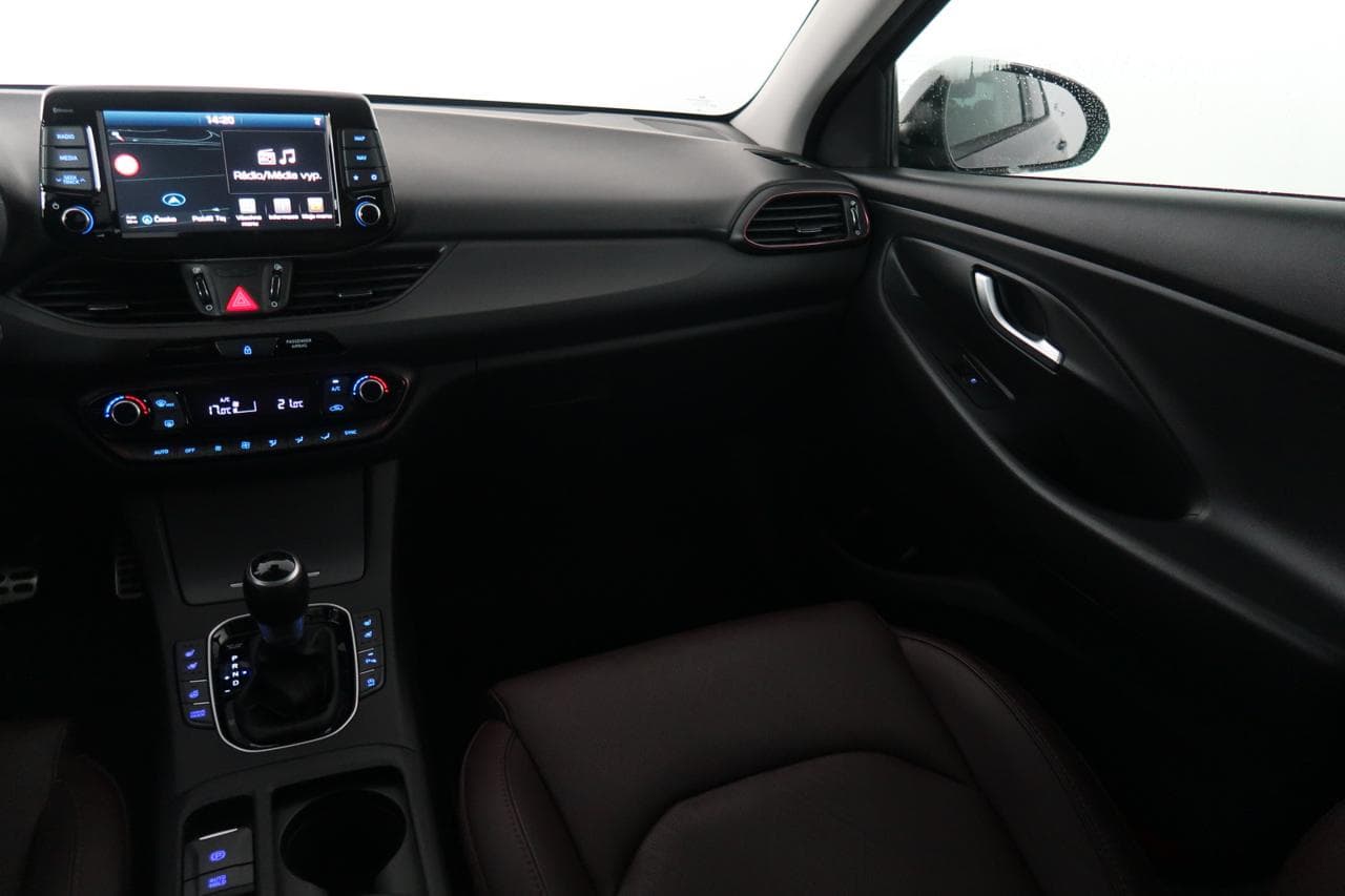 2019 Hyundai i30 - 17