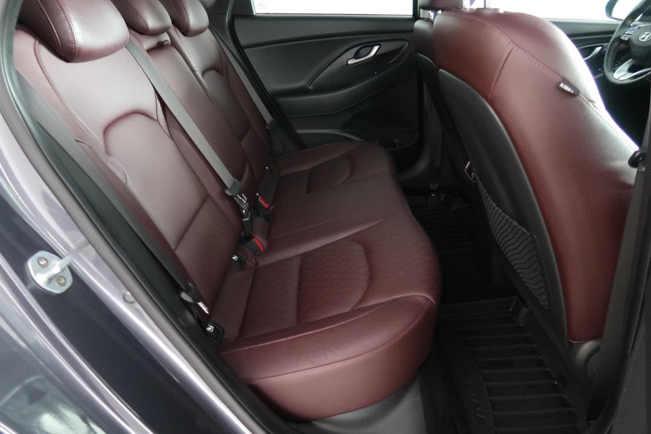 2019 Hyundai i30 - 19