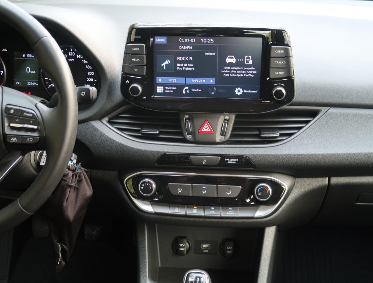 2023 Hyundai i30 - 18