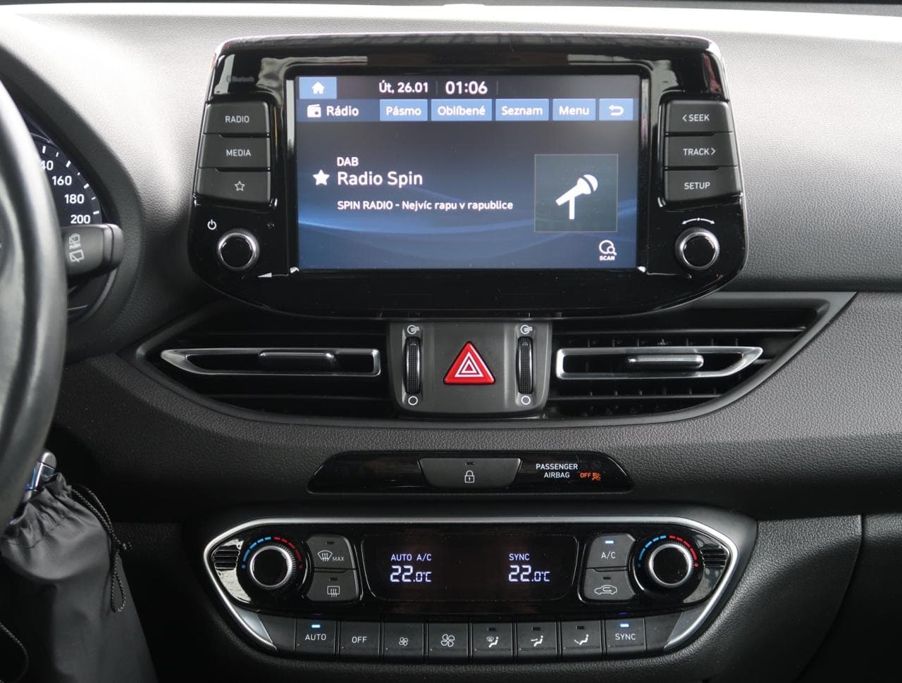 2021 Hyundai i30 - 18