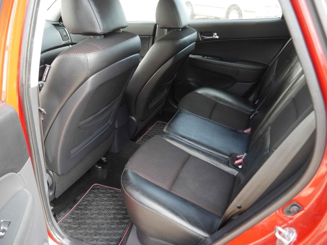 2010 Hyundai i30 - 10